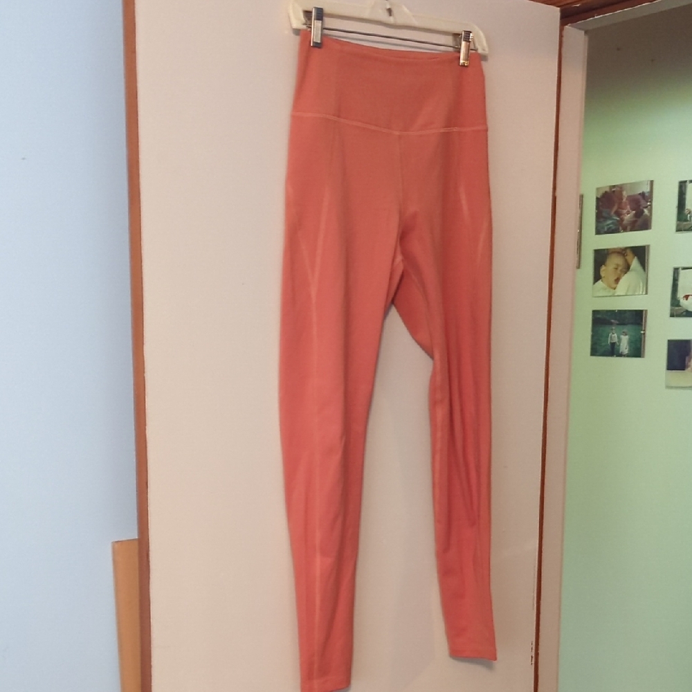 High-Waist Coral Leggings